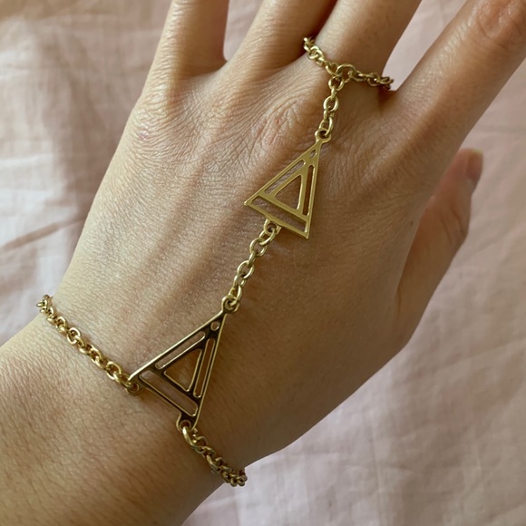 Hand chain ring - Picture 2 of 4